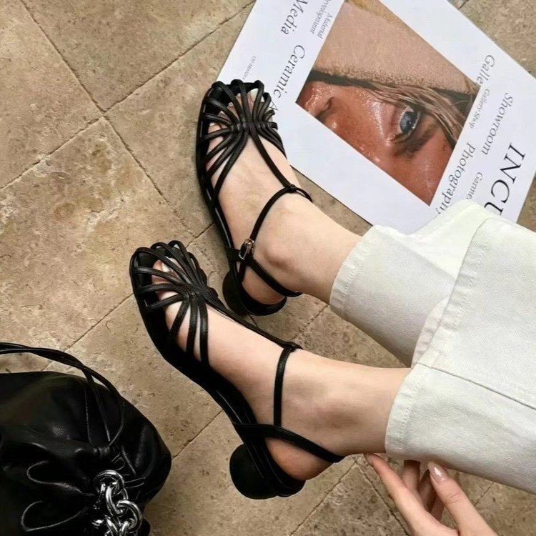 French Vintage Fashion - Fransız Tarzı Vintage Dokuma Burunlu Sandaletler